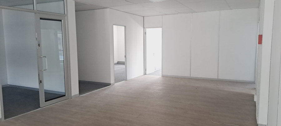 To Let commercial Property for Rent in Bo Oakdale Western Cape